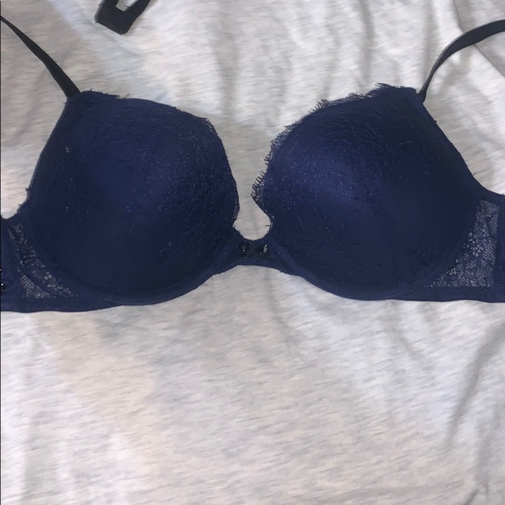 Vs Bombshell